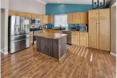 9091 S Crystal Vista Ln, West Jordan, UT 84088 - Photo 19