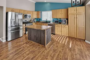 9091 S Crystal Vista Ln, West Jordan, UT 84088 - Photo 19