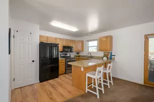 1123 E 11780 S, Sandy, UT 84094 - Photo 9