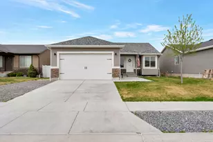 1357 E Skip St, Eagle Mountain, UT 84005 - Photo 1