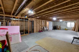 1357 E Skip St, Eagle Mountain, UT 84005 - Photo 27