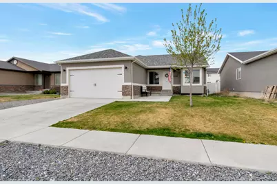 1357 E Skip St, Eagle Mountain, UT 84005 - Photo 3