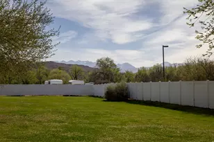 230 N 500 W, Moab, UT 84532 - Photo 37