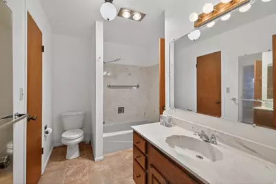 230 N 500 W, Moab, UT 84532 - Photo 23