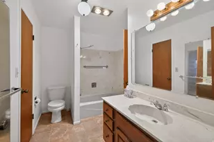 230 N 500 W, Moab, UT 84532 - Photo 23