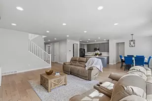 3233 W 2500 N, Clinton, UT 84015 - Photo 7