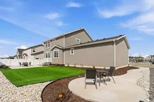 3233 W 2500 N, Clinton, UT 84015 - Photo 25