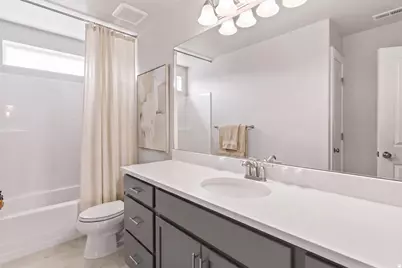 3233 W 2500 N, Clinton, UT 84015 - Photo 17