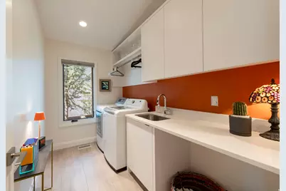 2250 E 1700 S, Salt Lake City, UT 84108 - Photo 29