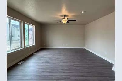 415 E 500 N #LOT 18, Salem, UT 84653 - Photo 7