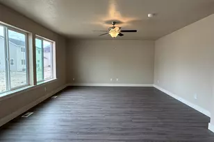 415 E 500 N, Salem, UT 84653 - Photo 7