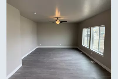 394 E 500 N #LOT 15, Salem, UT 84653 - Photo 3