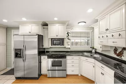 8501 S 1475 E, Sandy, UT 84093 - Photo 9