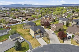 449 E Apple Blossom Dr, Pleasant Grove, UT 84062 - Photo 41