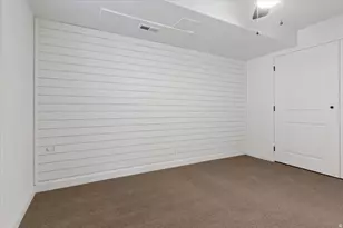 2397 E Boyes St S, Holladay, UT 84117 - Photo 11