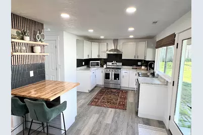 1448 E Estrellita Dr, Sandy, UT 84093 - Photo 7