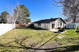1448 E Estrellita Dr, Sandy, UT 84093 - Photo 19