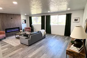 1448 E Estrellita Dr, Sandy, UT 84093 - Photo 3