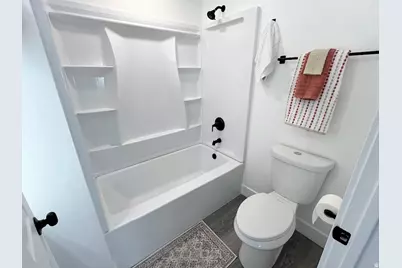 1448 E Estrellita Dr, Sandy, UT 84093 - Photo 11