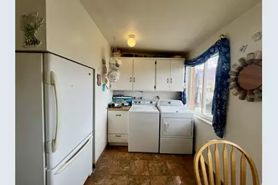 384 Tusher St, Moab, UT 84532 - Photo 17