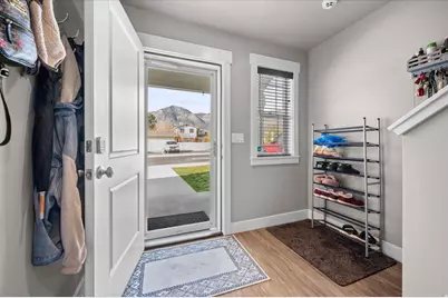 371 E 2050 N #1, North Ogden, UT 84414 - Photo 7