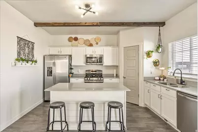 994 W Osprey Dr, Stansbury Park, UT 84074 - Photo 13