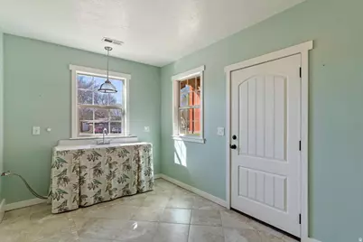 42 W Center St, Kaysville, UT 84037 - Photo 49