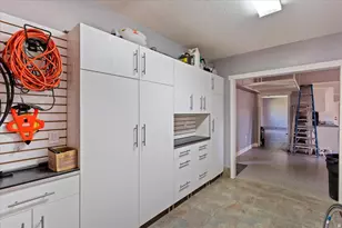 42 W Center St, Kaysville, UT 84037 - Photo 33