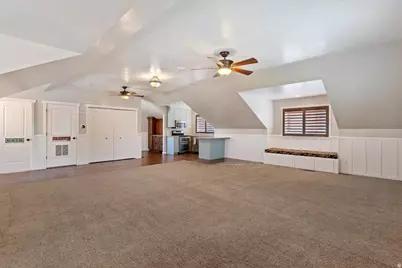 42 W Center St, Kaysville, UT 84037 - Photo 47