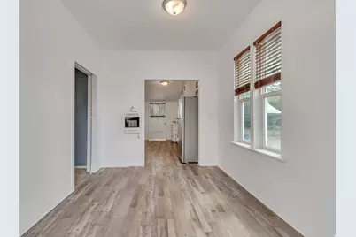 8831 S 400 E, Sandy, UT 84070 - Photo 9