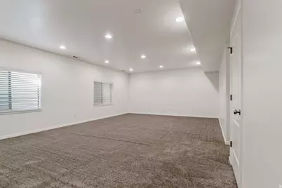 10956 S Crystal View Way, South Jordan, UT 84095 - Photo 15