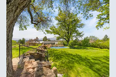 2025 Oak Ln, Provo, UT 84604 - Photo 47