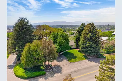2025 Oak Ln, Provo, UT 84604 - Photo 73
