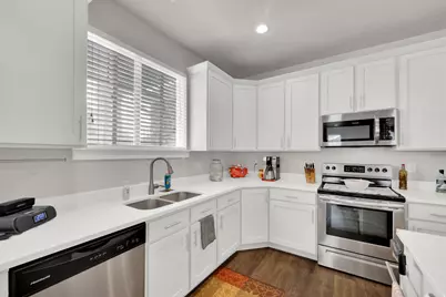 7082 W Oromia View Dr, West Valley, UT 84128 - Photo 9