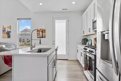 10509 S Liv Way W, South Jordan, UT 84009 - Photo 7