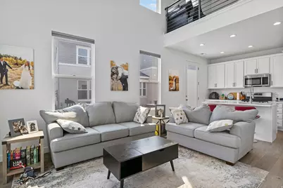 10509 S Liv Way W, South Jordan, UT 84009 - Photo 3