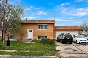 959 Three Point Ave, Logan, UT 84321 - Photo 3