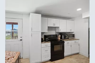 4256 S 1100 W, Riverdale, UT 84405 - Photo 13