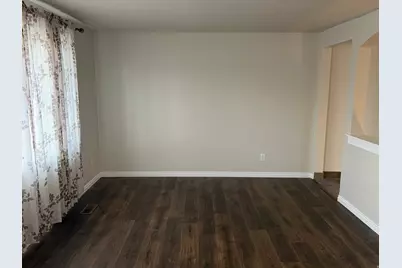 378 N 800 E, Roosevelt, UT 84066 - Photo 3