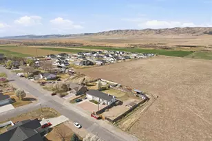 470 S 200 W, Mona, UT 84645 - Photo 37