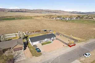 470 S 200 W, Mona, UT 84645 - Photo 43