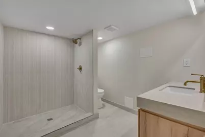 189 N M St E, Salt Lake City, UT 84103 - Photo 21