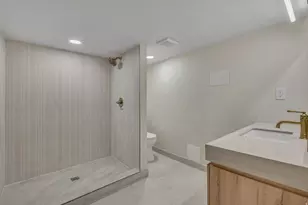 189 N M St E, Salt Lake City, UT 84103 - Photo 21