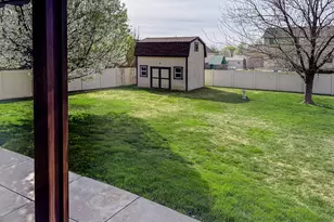 2679 W 2500 N, Clinton, UT 84015 - Photo 27