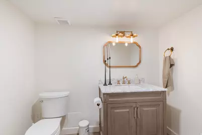 282 N Starboard Dr, Saratoga Springs, UT 84045 - Photo 15