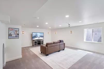 282 N Starboard Dr, Saratoga Springs, UT 84045 - Photo 13