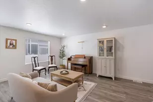 282 N Starboard Dr, Saratoga Springs, UT 84045 - Photo 5