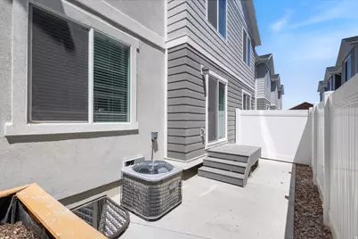 282 N Starboard Dr, Saratoga Springs, UT 84045 - Photo 23