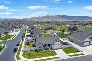 4764 N Gunsight Peak Dr, Eagle Mountain, UT 84005 - Photo 3