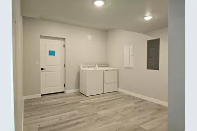 2422 S Blue Water Ln, Saratoga Springs, UT 84045 - Photo 33